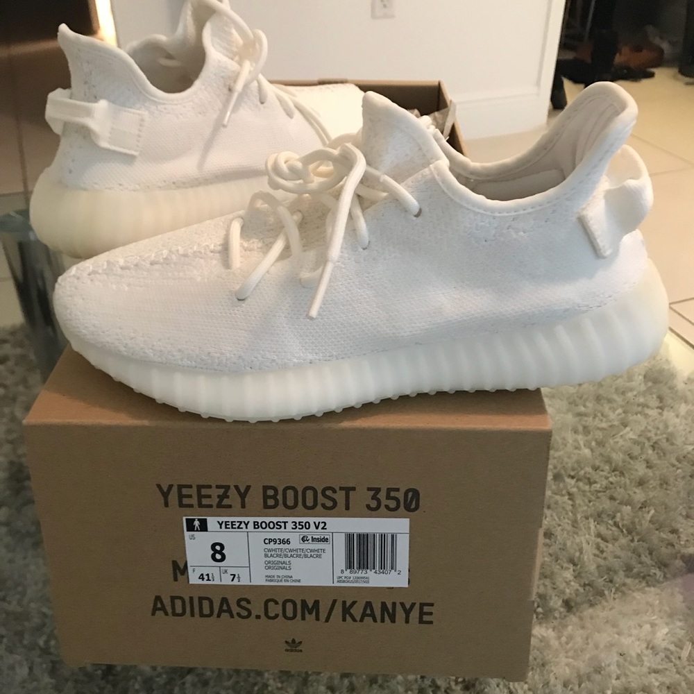 Yeezys triple white 350 V2
